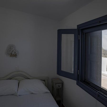Thea Menetes Apartment Menetai Exterior photo