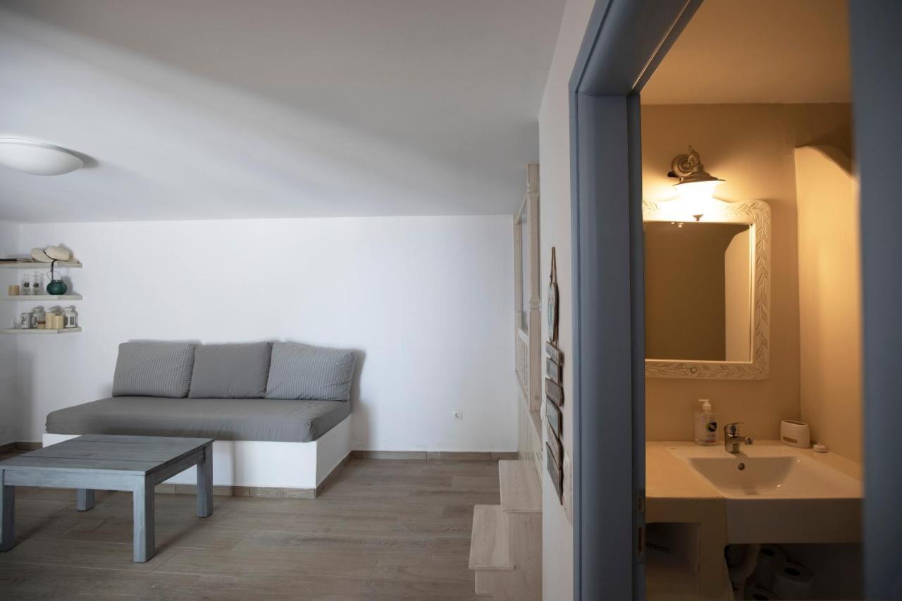 Thea Menetes Apartment Menetai Exterior photo